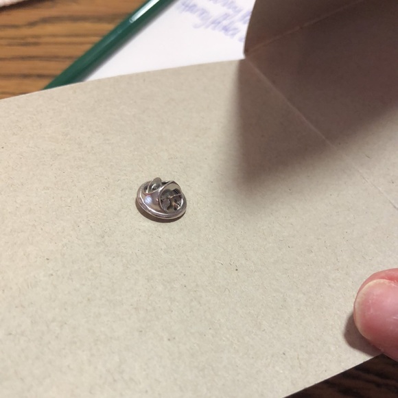 FINAL SALE- LEAVING CLOSET-NO FURTHER DISCOUNTS - Picture 5 of 5